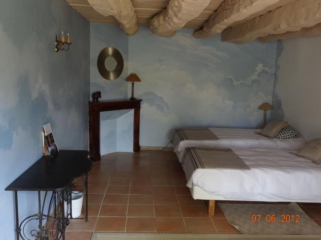 Mas Del Lum Bed & Breakfast Boussac  Стая снимка